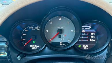 Porche Macan S 256CV