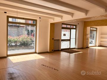Locale ad uso commerciale / ufficio