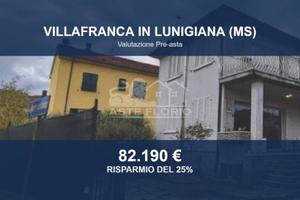 Immobile in asta di 692 m² con più di 5 locali a V