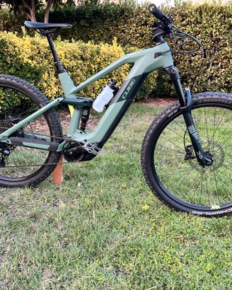 E-BIKE MTB CUBE STEREO CARBONIO
