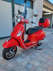 Vespa GTS 300