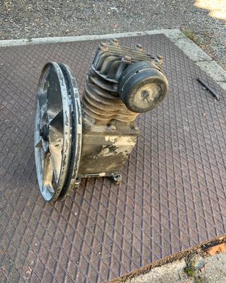 Compressore motore pompante