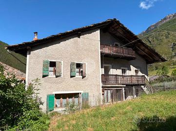 CASA SEMINDIPENDENTE A COGNE