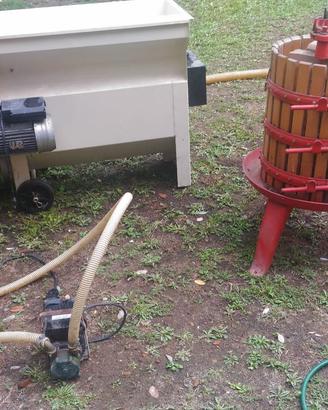 atrezzatura completa per fare vino