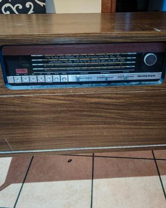 Mobile stereo e giradischi anni 70