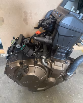 Motore honda africa 1100 anno 2024