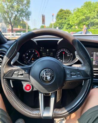 Volante Alfa Romeo Giulia Quadrifoglio 1 serie