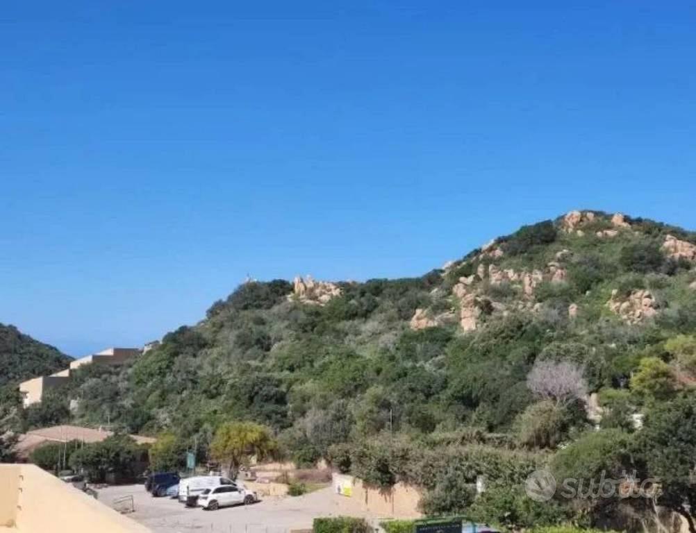 Immobile in asta di 3578 m² a Trinità d'Agultu e V - Vista 2