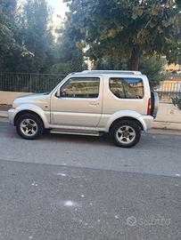 SUZUKI Jimny anno 2006