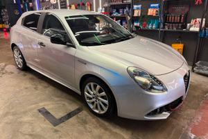 Alfa Romeo Giulietta 1.6 Jtdm-2 105 cv Distinctive