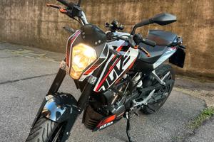 KTM DUKE 125
