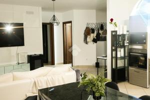 CASA SEMINDIPENDENTE A GRICIGNANO DI AVERSA