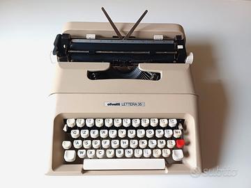 Macchina da scrivere Olivetti LETTERA 35