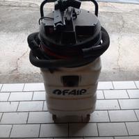 aspira polvere e acqua