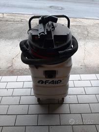 aspira polvere e acqua