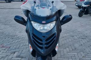 scooter Kymco gran dink 250