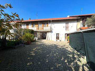 Villa Bifamiliare a Piossasco 5 locali