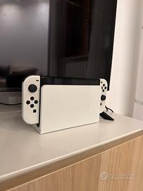 Nintendo switch oled + giochi