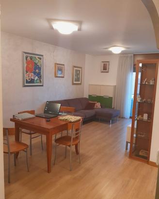 Appartamento tre camere due bagni garage doppio