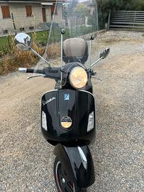 VESPA 250 GTS
