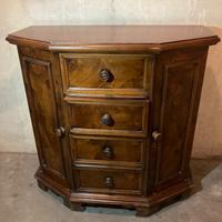 mobiletto antico con cassetti a 2 ante