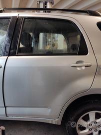 Porta post sx DAIHATSU TERIOS 2001