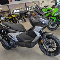 Voge SR1 ADV 125 2025 4 Anni di garanzia