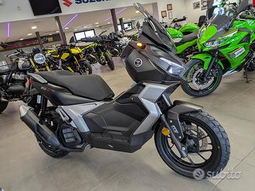 Voge SR1 ADV 125 2025 4 Anni di garanzia