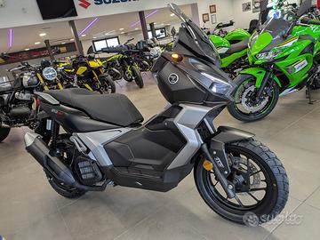 Voge SR1 ADV 125 4 Anni di garanzia