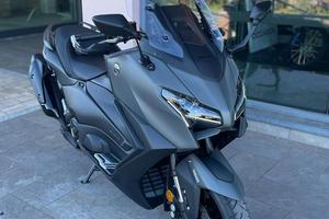 Yamaha T Max 560