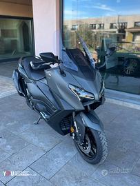 Yamaha T Max 560