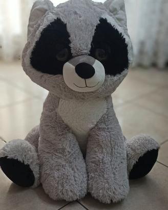 Peluches procione altezza 60 cm pari al nuovo.