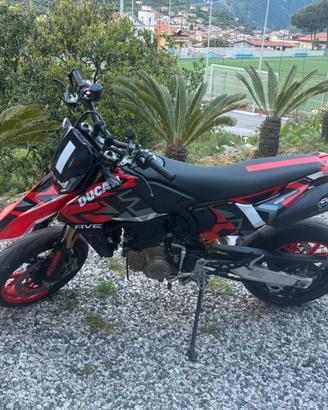 Hypermotard 698 RVE