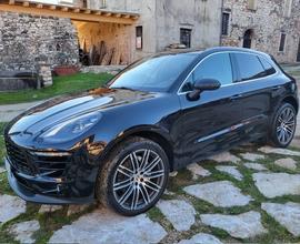 PORSCHE Macan - 2017