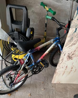 Bici bimbo, monopattino da piccoli esploratori
