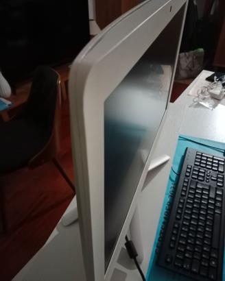 PC All-in-One 21” completo – pronto all’uso