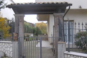 Casa indipendente bifamiliare