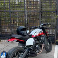 Ducati Scrambler Urban Motard 800 - Come nuova