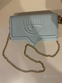 Chiara Ferragni borsa a spalla eyelike