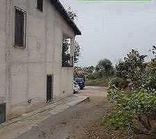 Trabia villa con terreno edificabile di 10.000 mq