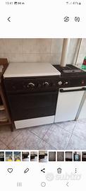 cucina a gas con forno e stufa 
