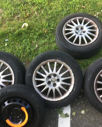 Cerchi in lega 16" alfa 205/55/16 +ruotino