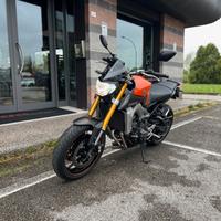 YAMAHA MT09 Blazing