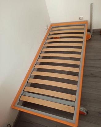 Letto singolo con ruote