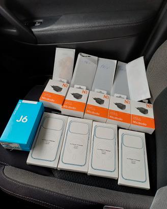 pachetto dicaricatori+custodia+vetri prive+s.j6