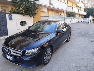 Permuta Mercedes benz E220 con camper