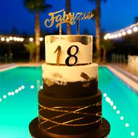 Torta scenografica finta personalizzabile elegante