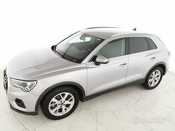 Audi Q3 35 2.0 tdi Business Advanced s-tronic