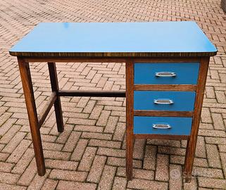 scrivania vintage