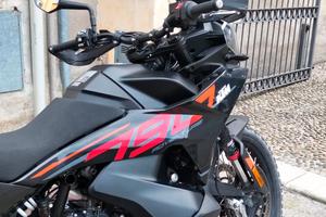 moto KTM 790 ADVENTURE